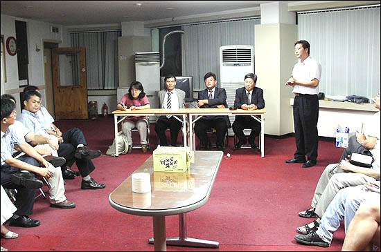 지난 2004년 9월 열린 열린우리당 참여정치연구회 모임.